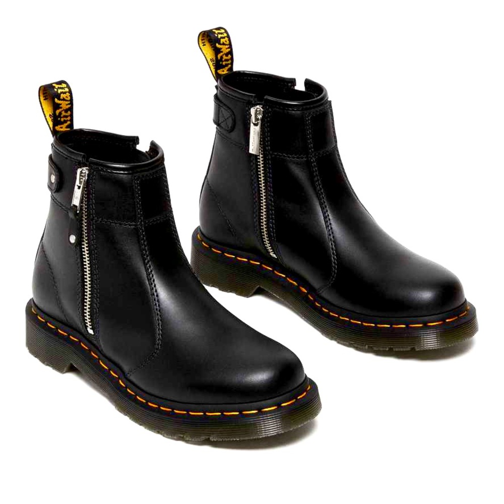 NEW IN BOX Women’s Dr. Martens 2976 Twin Zip Black Leather Chealsea Boots